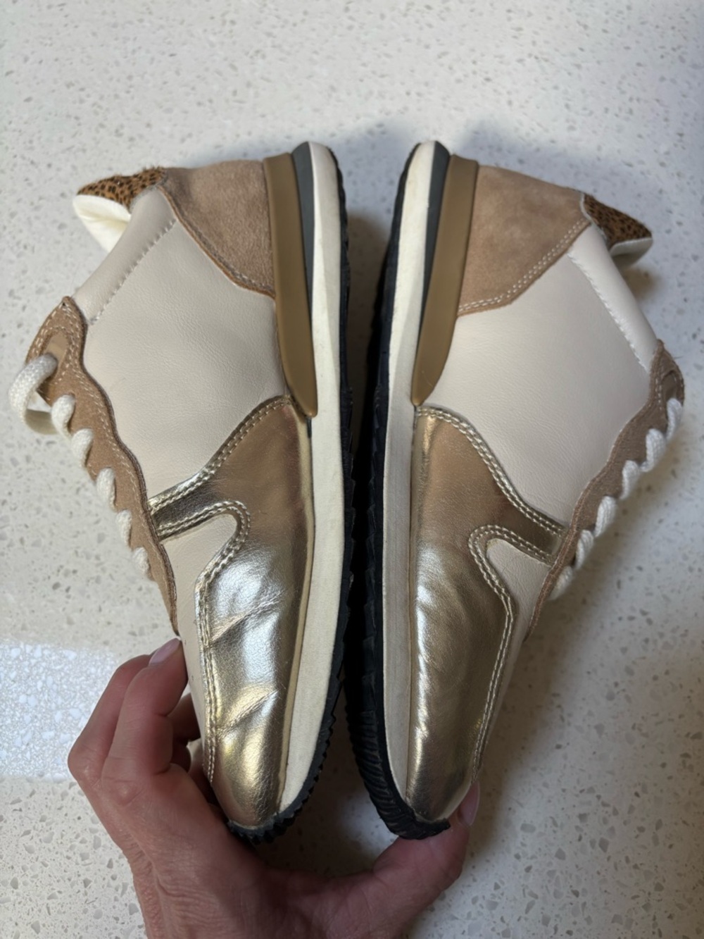 Vintage Havana Rock Star White and Gold Star Sneakers 6.5 - Picture 3 of 8